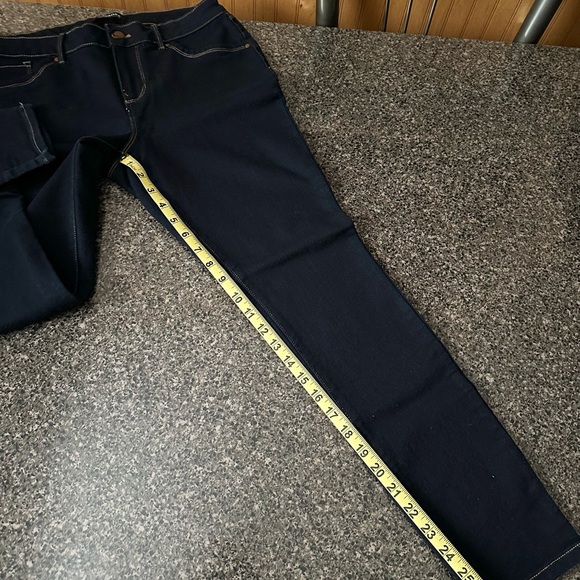 d. jeans Women's Dark Indigo Skinny Jeans NWOT - Picture 10 of 10